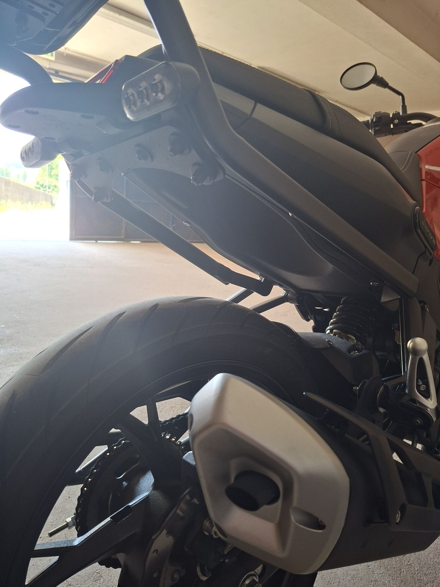 Benelli Leoncino 125cc 06/2024