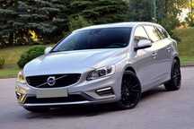 Volvo V60 5 Cylindrów D5 AWD R Design Bezwypadkowy Serwisowany w ASO