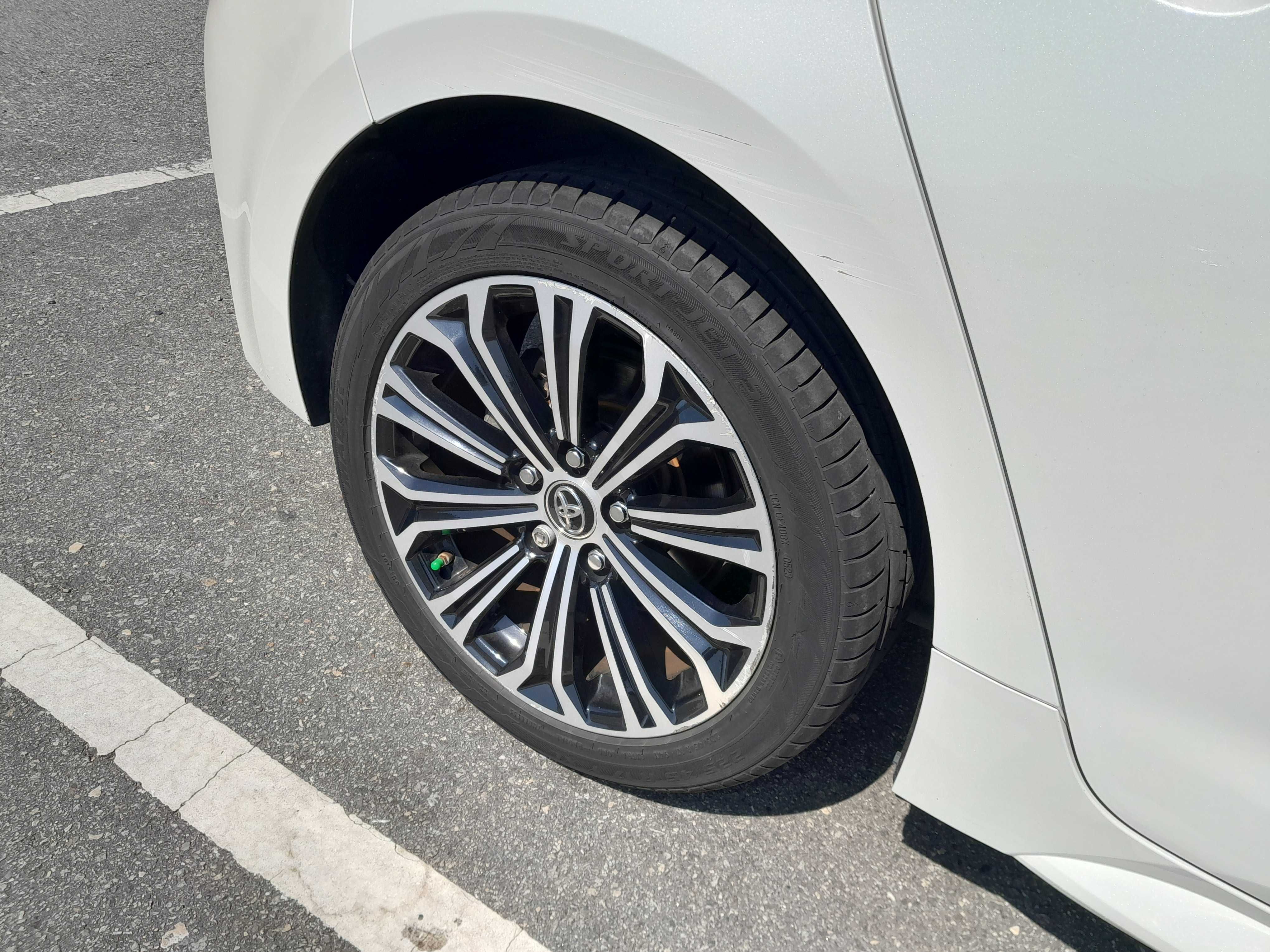 Toyota Corolla hybrid 1.8