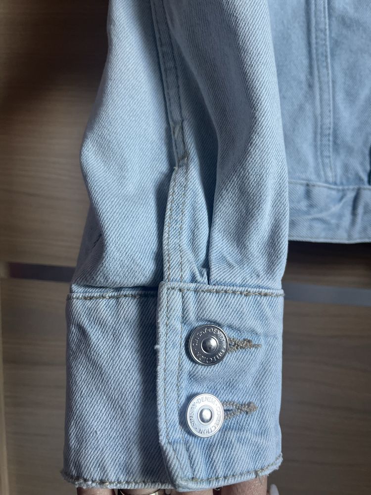 Kurtka jeansowa oversize z nadrukiem