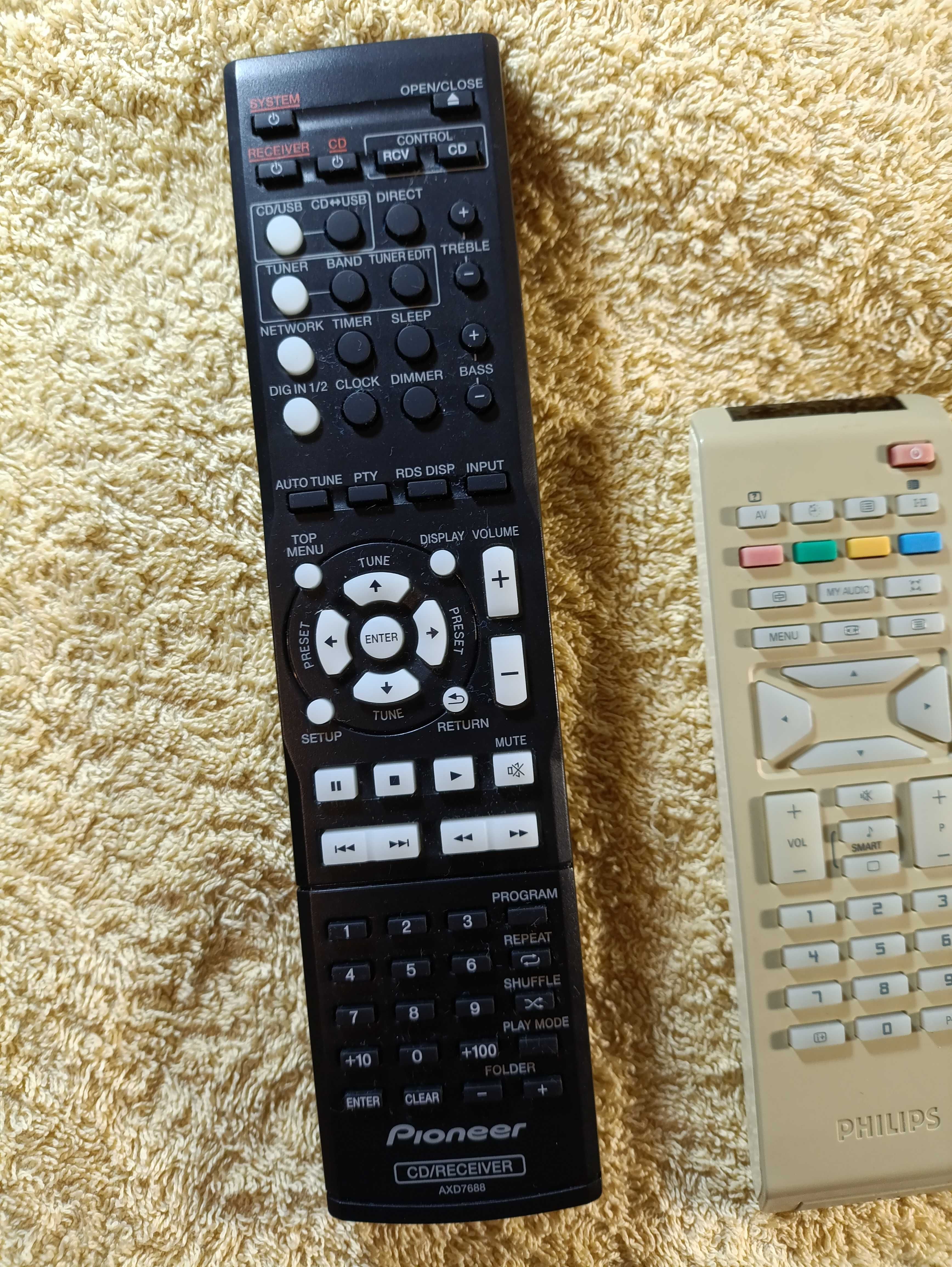 Pilot Pioneer AXD7688, pilot do telewizij Philips Smart TV 
oryginalny