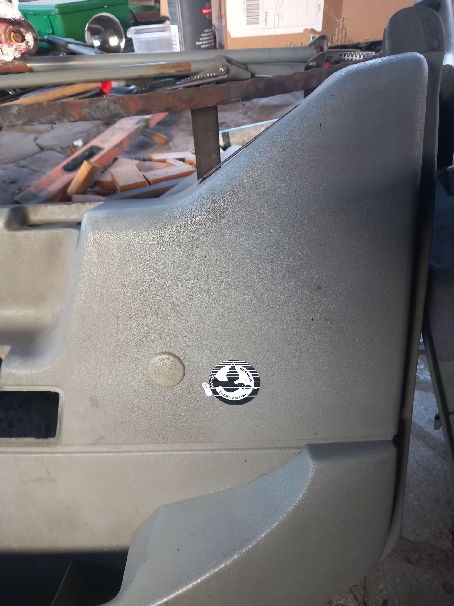 Vw t4 multivan zaslepki od korbek tapicerka przod