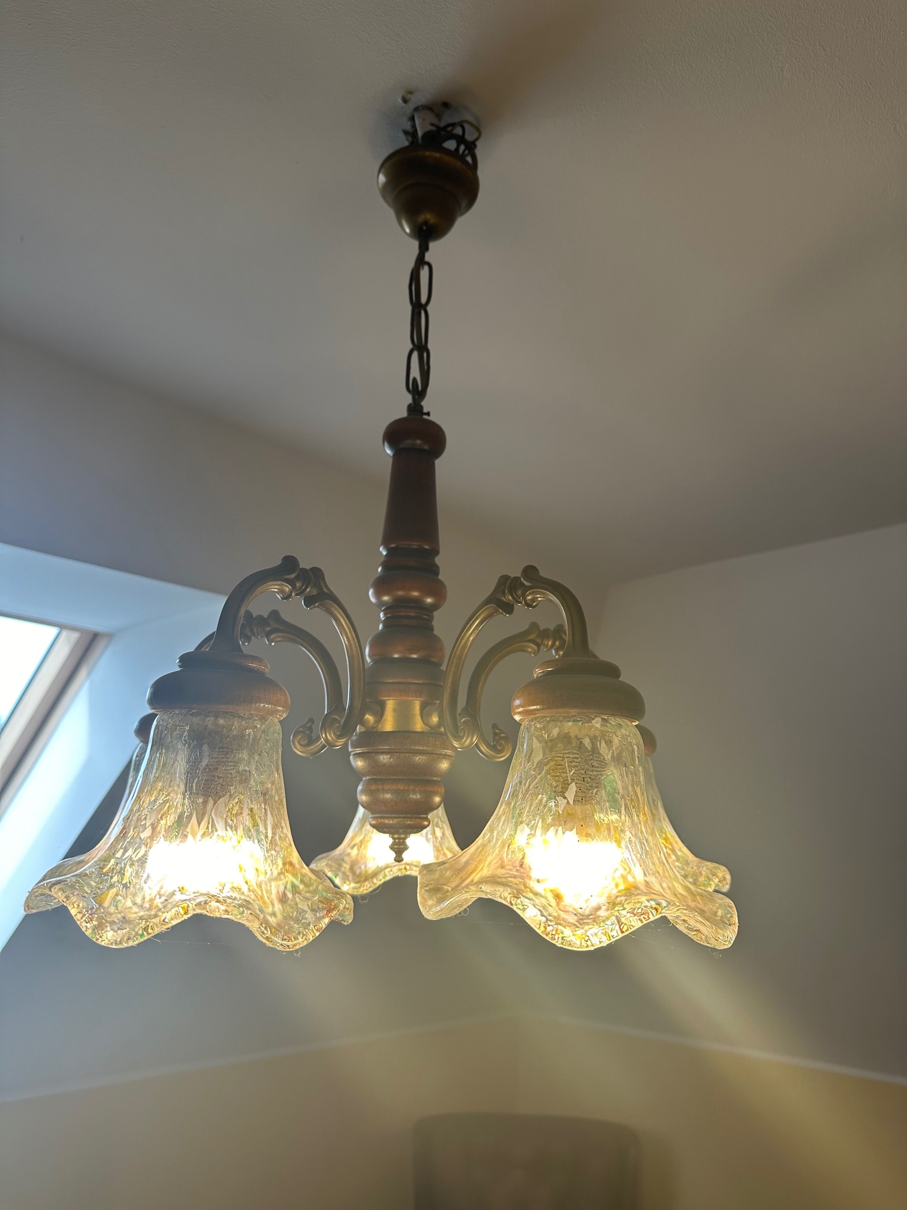 Lampa wisząca używana z żarówkami