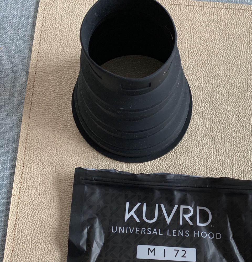 Uniwersalna osłona przeciwsłoneczna Kuvrd Lens Hood rozmiar 72-112 mm