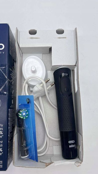 Elektryczna Szczoteczka Do Zębów Czarna Oral-B Pro Vitality Czarna