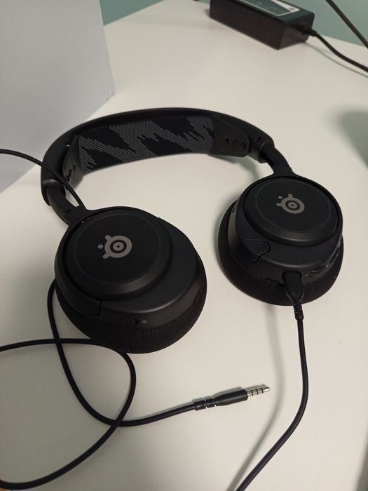 Ps5 slim digital+ słuchawki steel series nova 3