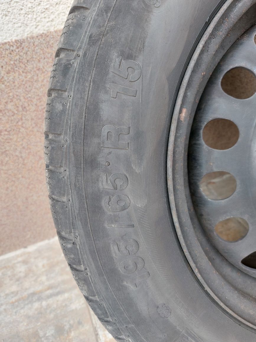 Koła do Mercedesa 15" felgi 5x112 z oponami zimowymi 195/65/15 + grati