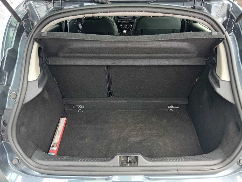Renault Clio IV 1.2 16 V – Nacional ( pequeno sinistro )