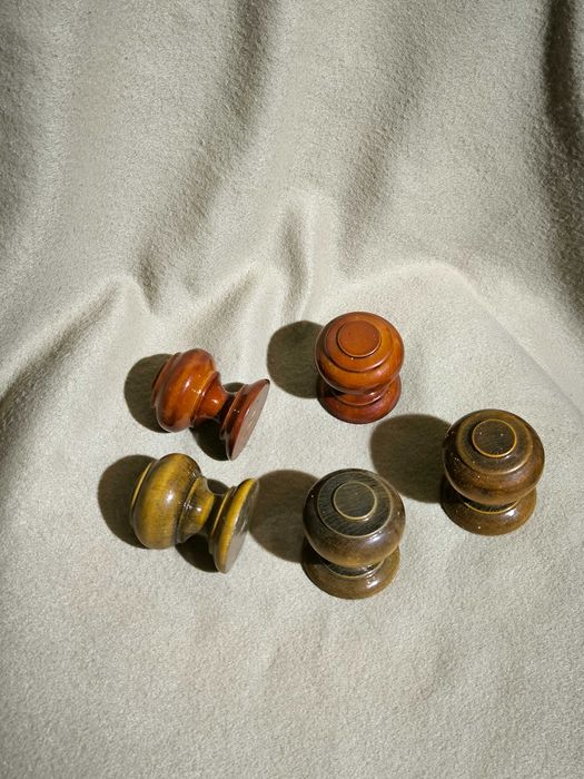 дверна ручка деревяна