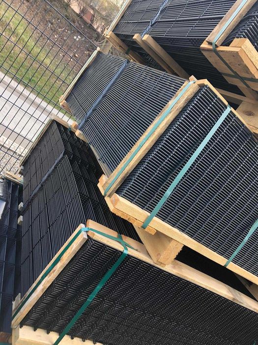 Panel Ogrodzeniowy / Ogrodzenia Panelowe 153 / 250 / fi 4mm Podmurówki