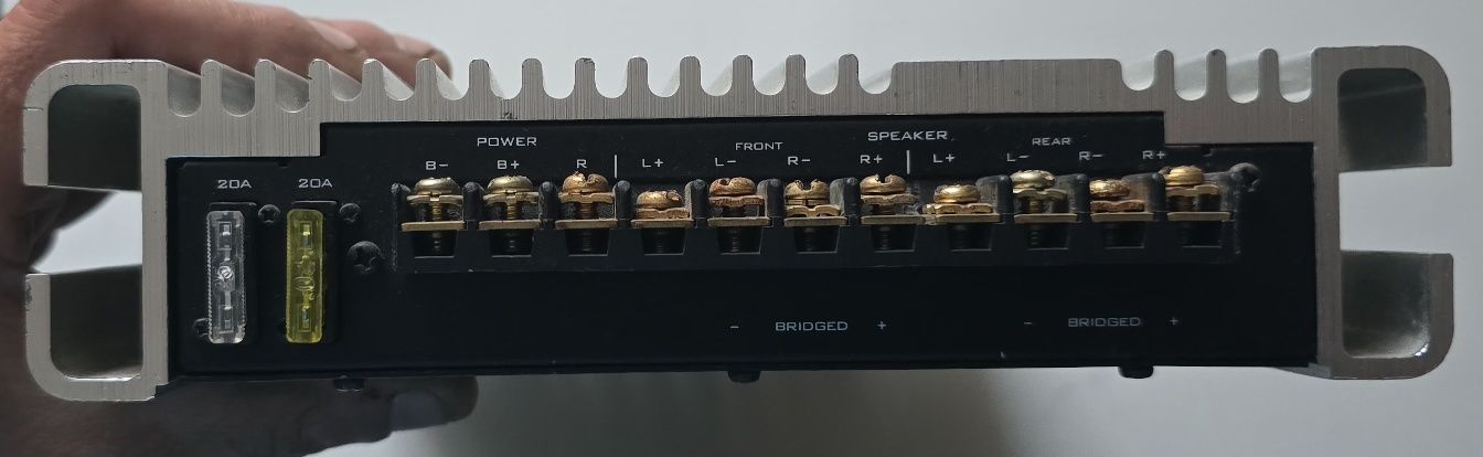 Wzmacniacz PchenixGold QX4150