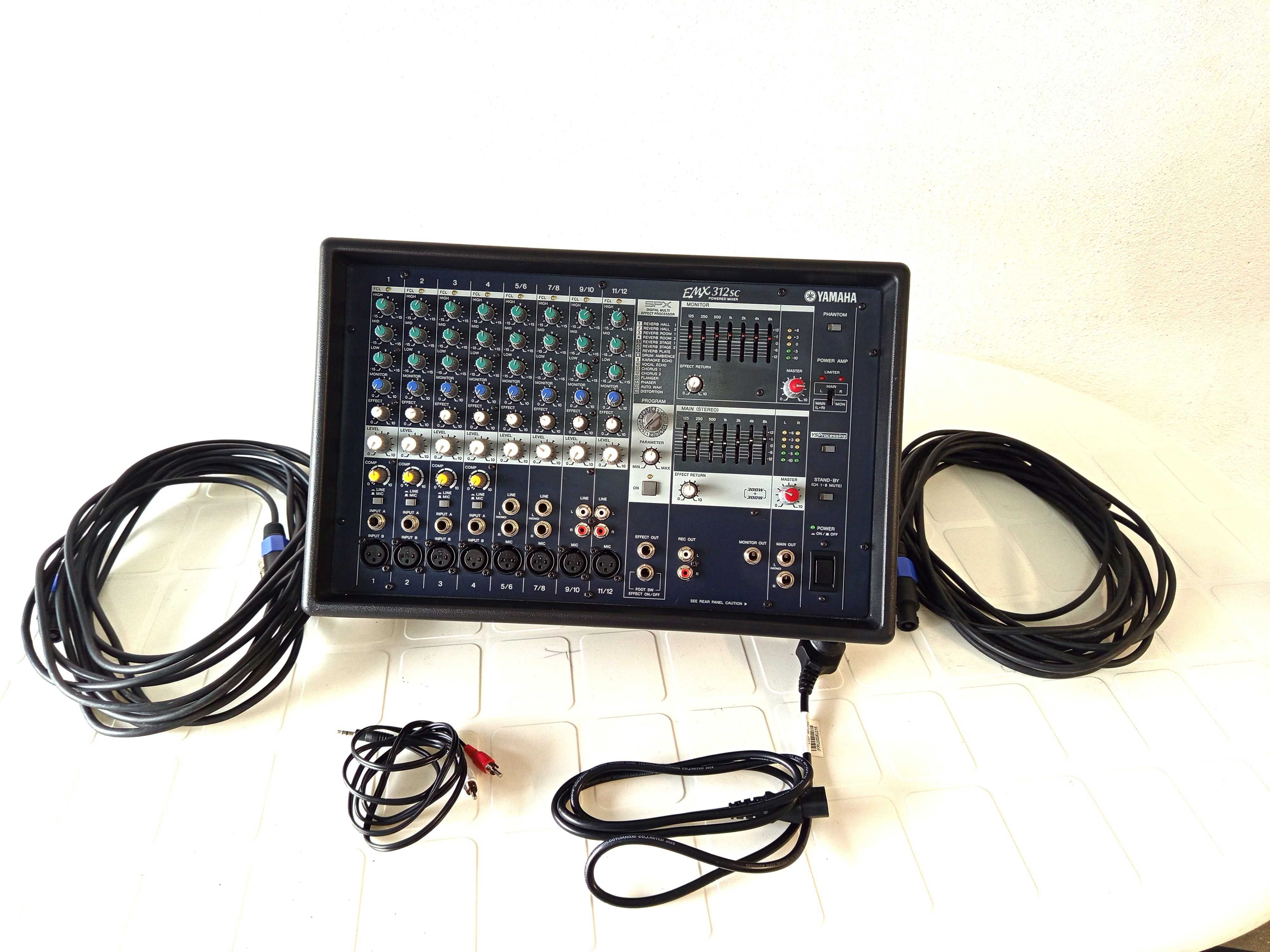 Sistema Som Colunas y Mesa Yamaha Amplificada y Tripés