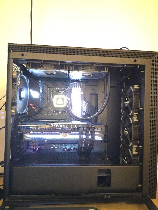 PC Gaming – Ryzen 7 5800X3D + RTX 3080 Ti