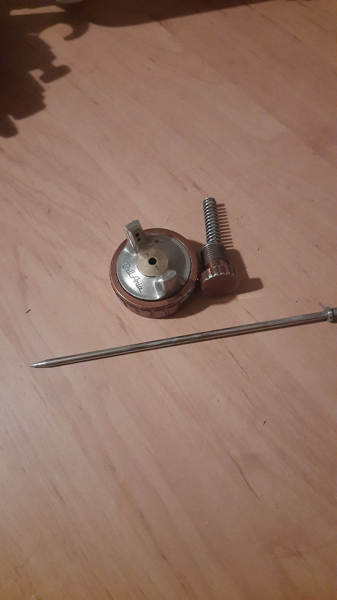 Pistolet lakierniczy malarski Iwata W400 Bellaria 1.4 bdb stan