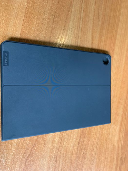 Чохол на lenovo m10 plus