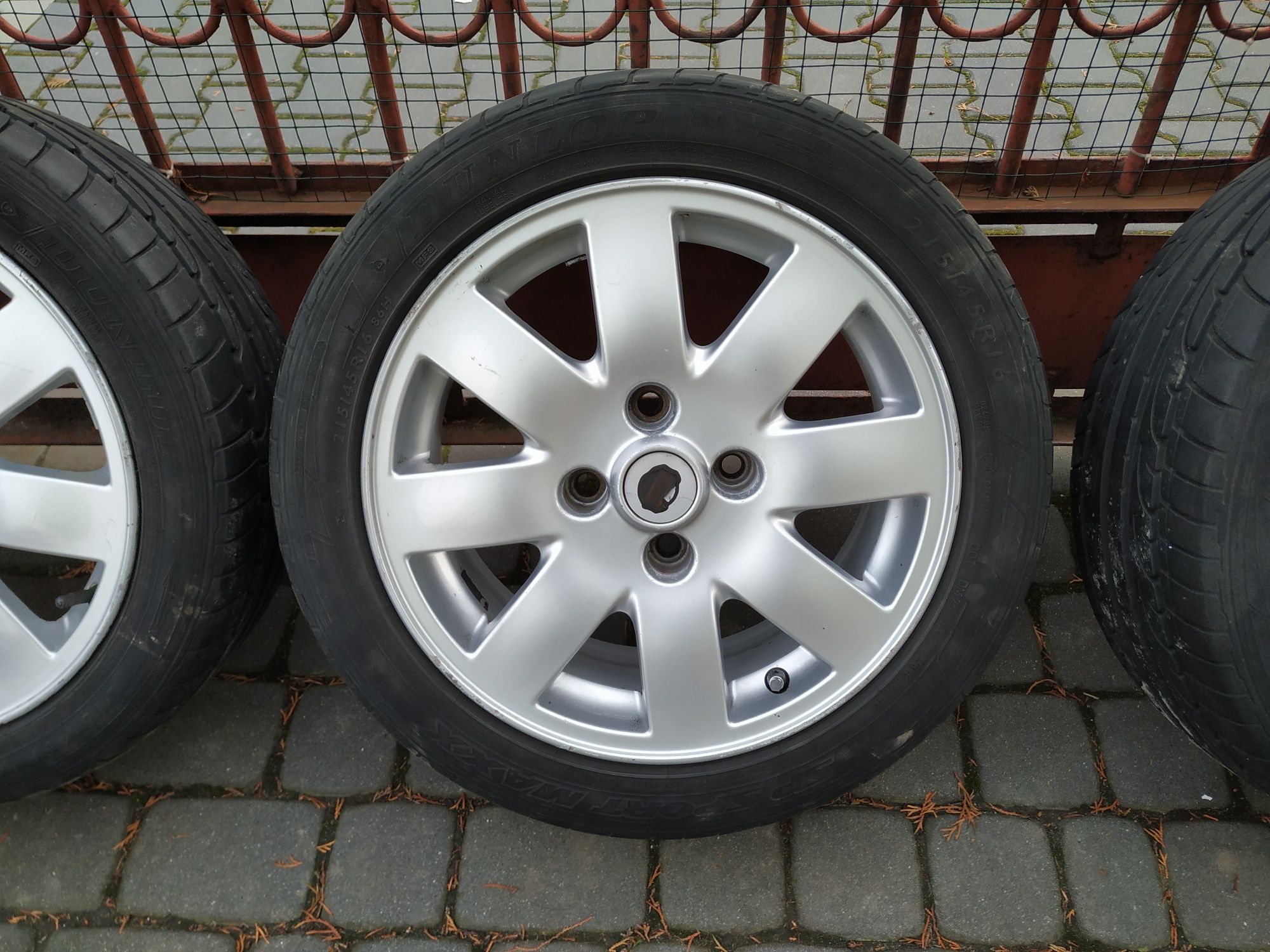 Koła felgi aluminiowe 16 cali 4x114,3 et 45 Nissan Mitsubishi Toyota