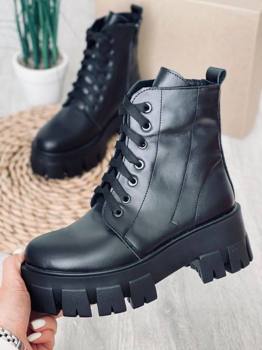 Черевики 38 зимові жіночі шкіряні.Зимние женские ботинки