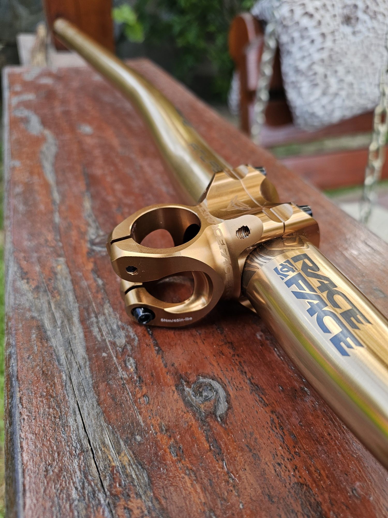 Винос Race Face Turbine R Gold Руль Race Face Atlas 820mm