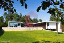 Moradia V4 com Piscina, Sabariz