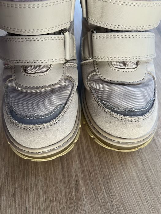 Зимове взуття черевики ботінки чобітки дитячі 15.5 см