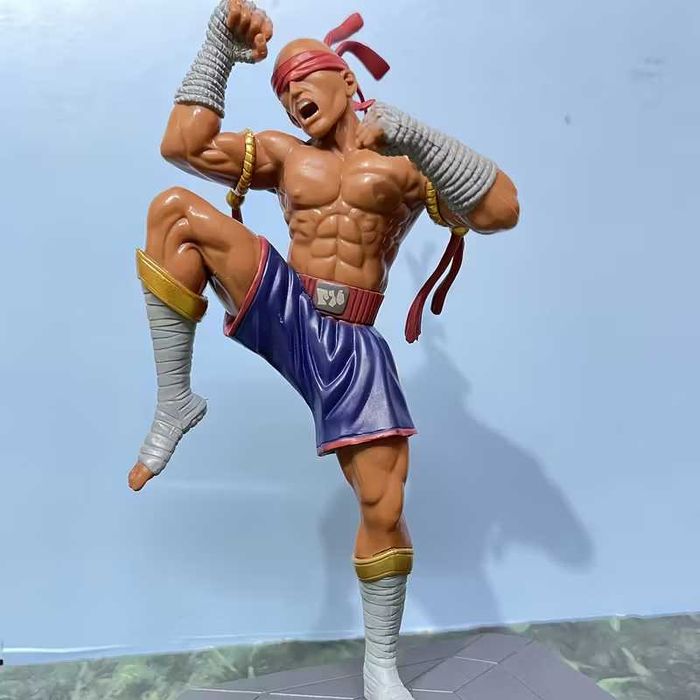 Фигурка Тайского Боксера в исполнении старинного Ритуала Вай Кру