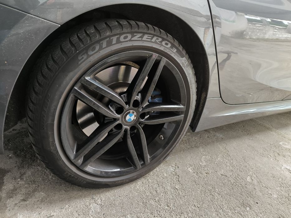 4 Jantes BMW + 4 pneus Pirelli winter Sottozero 3 run flat 225/45 R18