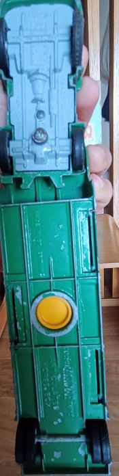 Bedford Articulated Horse Box Ref #1104 Corgi Toys