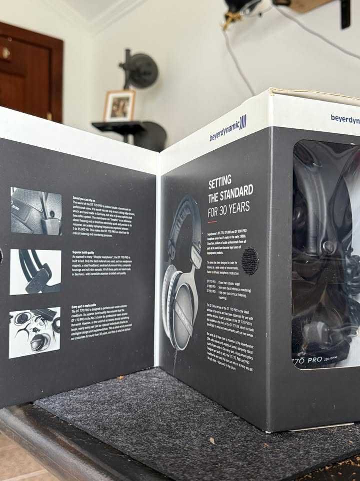 Beyerdynamic DT 770 Pro – 250 Ohm – Auscultadores de Estúdio