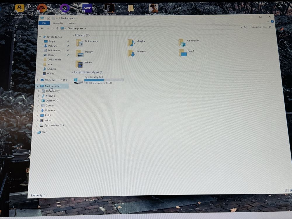 Komputer stacjonarny SilverStone, i5, 16GB, 256SSD, RX 570, bdb stan
