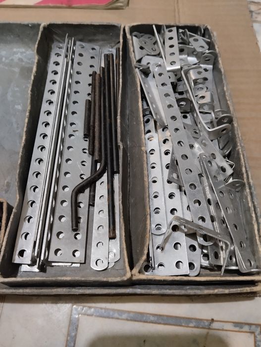 Игра- конструктор. Пионер. Времён СССР. 1981 год. Б/У.