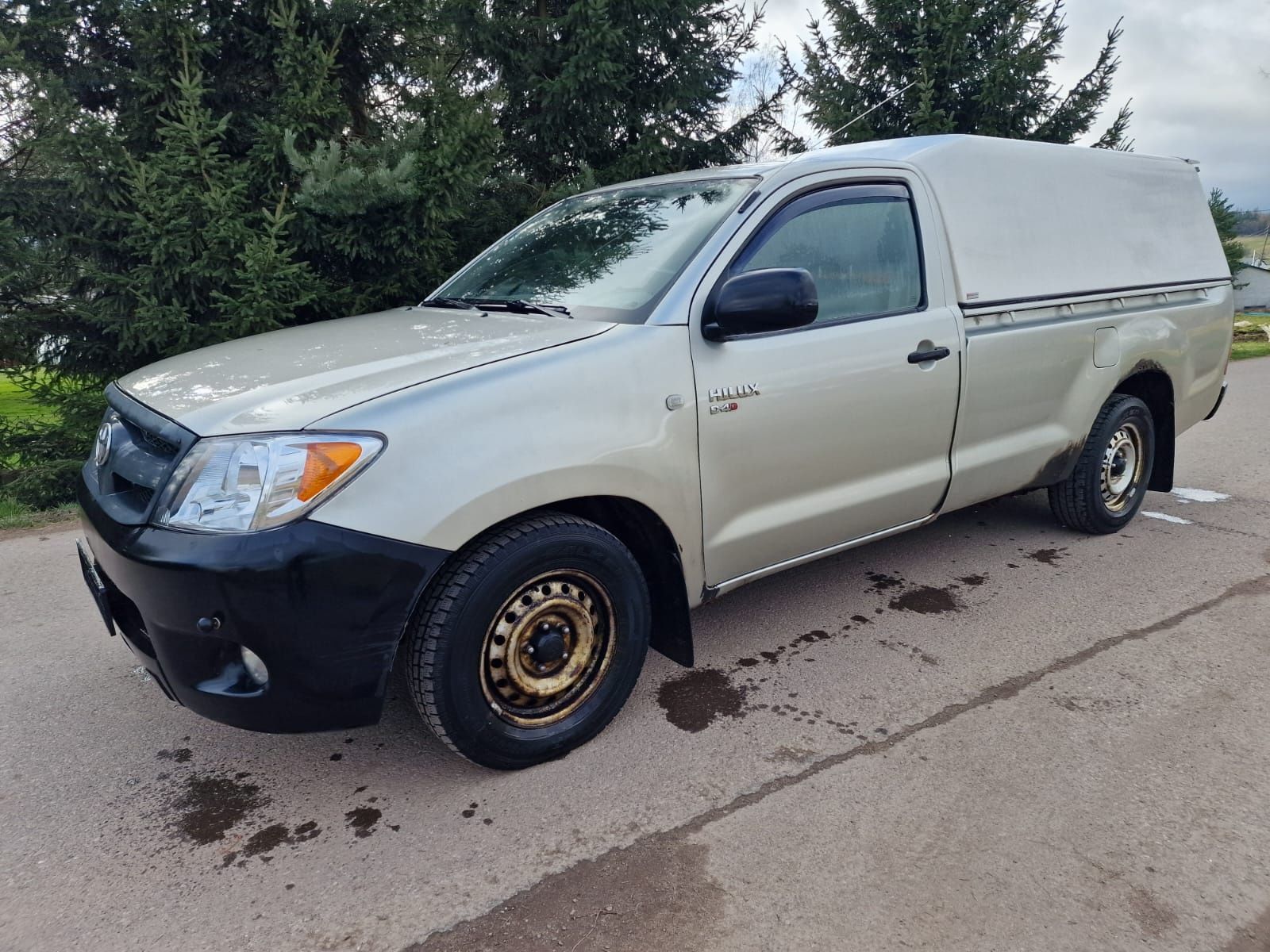 Toyota hilux 2.4 4x2 Single-Cab 2006