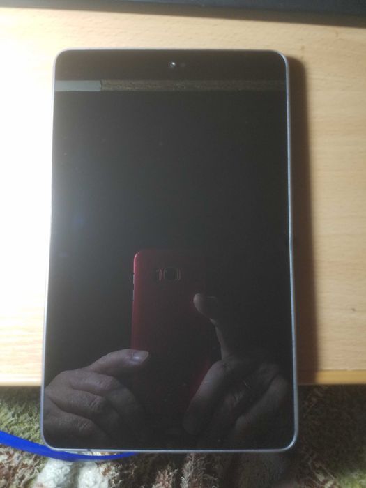 Продаю планшет NEXSUS 7 В хорошем состояние.