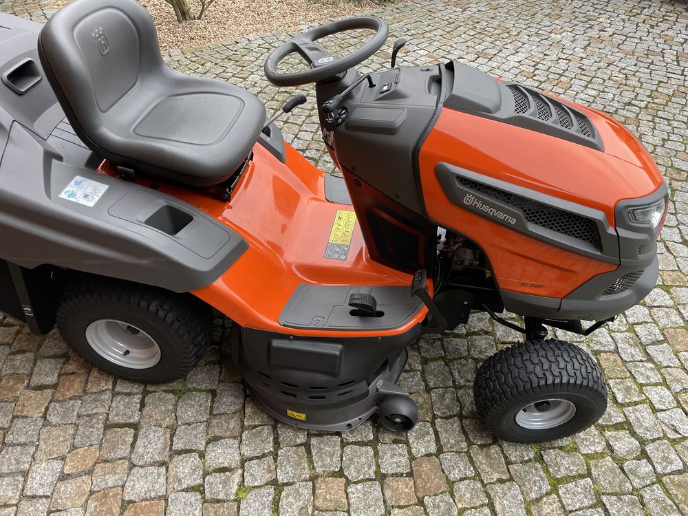 Husqvarna TC 238T Briggs&Stratton 2cyl jak NOWY 16h pracy 2022