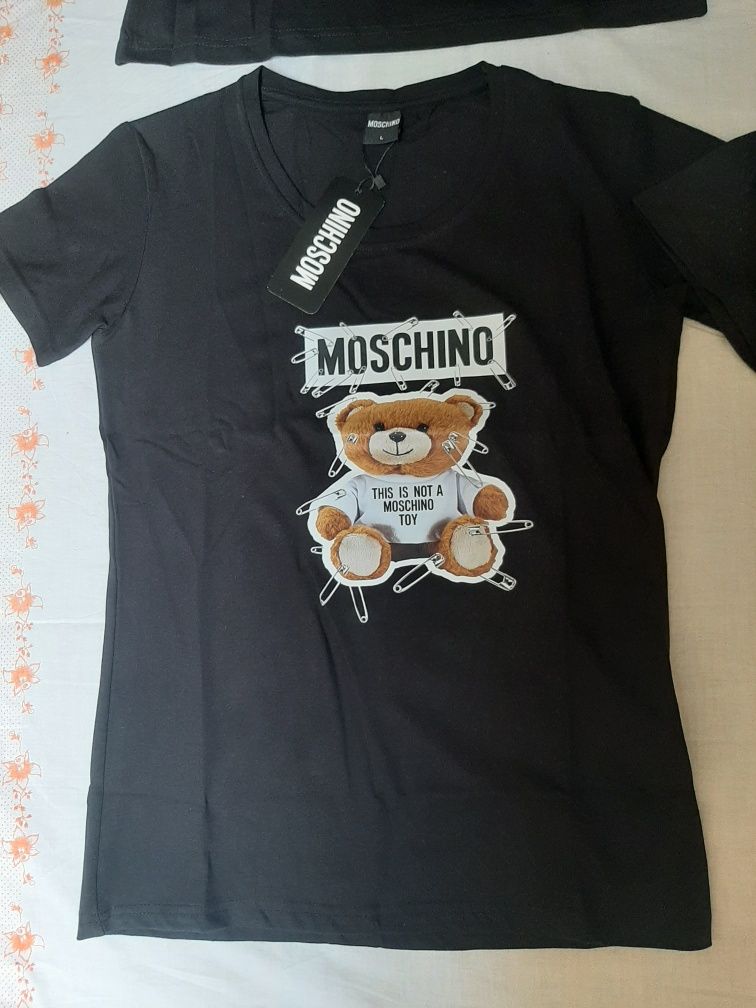 T-SHERT Damski Karl Lagerfeld. Moschino ceny do 260 zł szt.