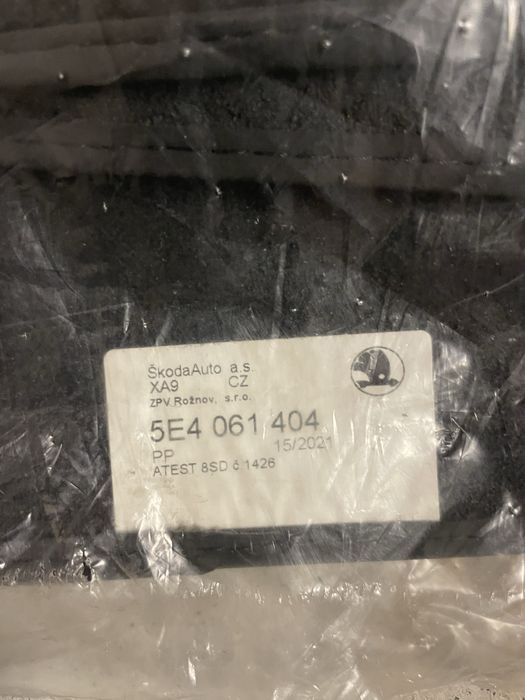 Komplet oryginalnych dywaników Skoda Octavia