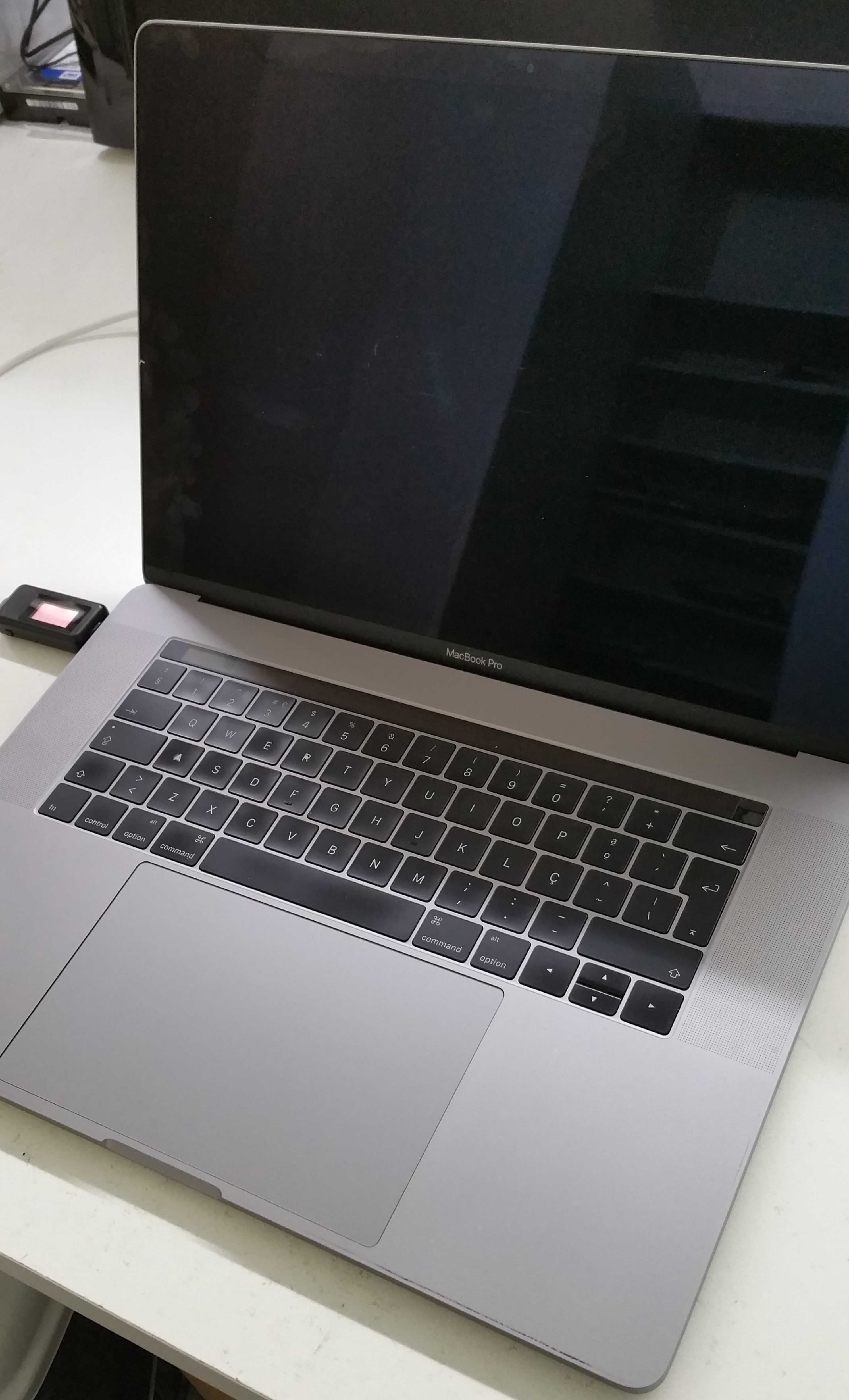 MacBook Pro A1707 como novo