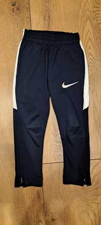 Spodnie dresowe Nike rozm 98/104