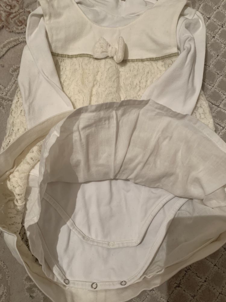 Платье очень нарядное chicco