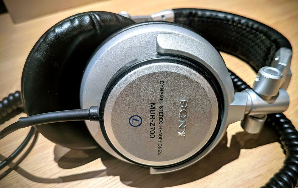 Słuchawki Sony MDR-Z700DJ