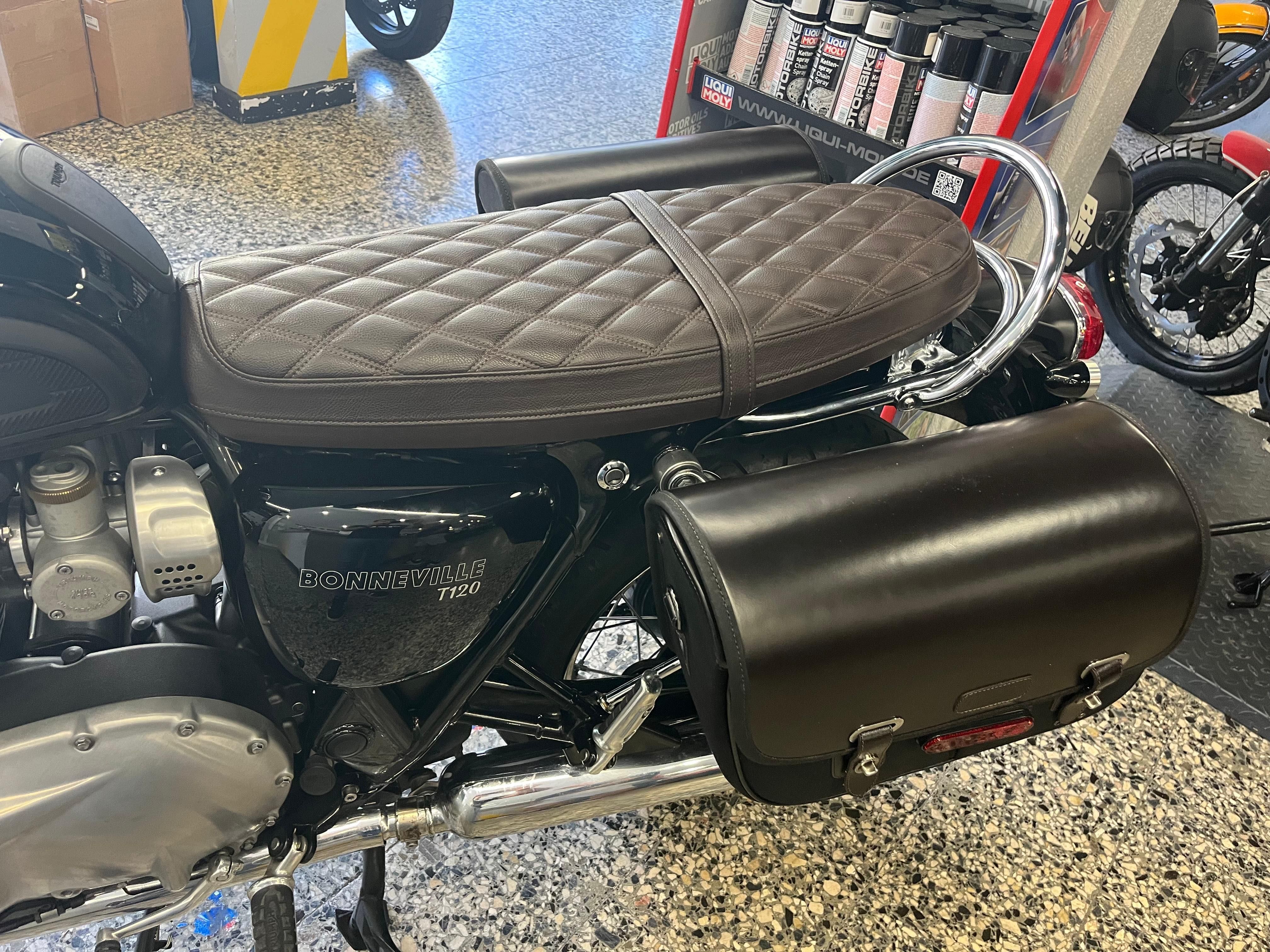 Triumph Bonneville T 120 Intemporal e Distinta Segura e Fiável