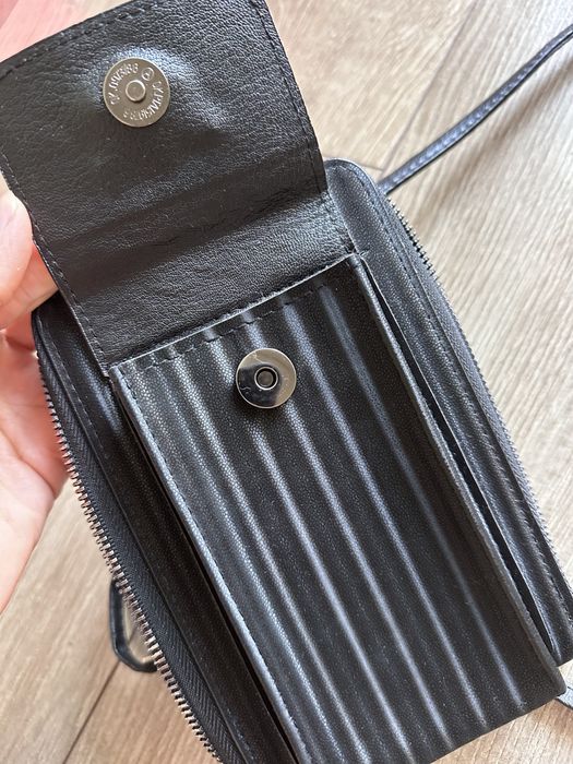 Сумка клатч guess izzy сумка кроссбоди guess izzy