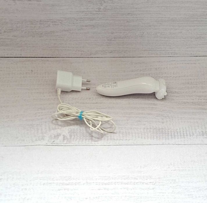 Golarka damska Philips Double Contour Sensitive HP6368 mokro i sucho
