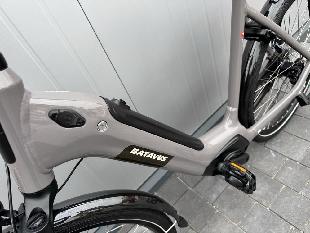 Rower elektryczny Batavus Altura E-go Power BES3 Smart Ciemny Szary 56