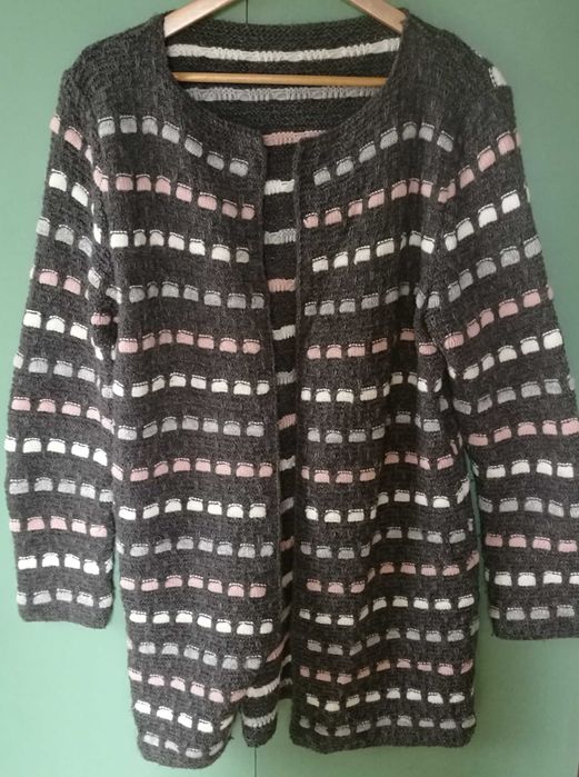 Sweter paski narzutka szary różowy