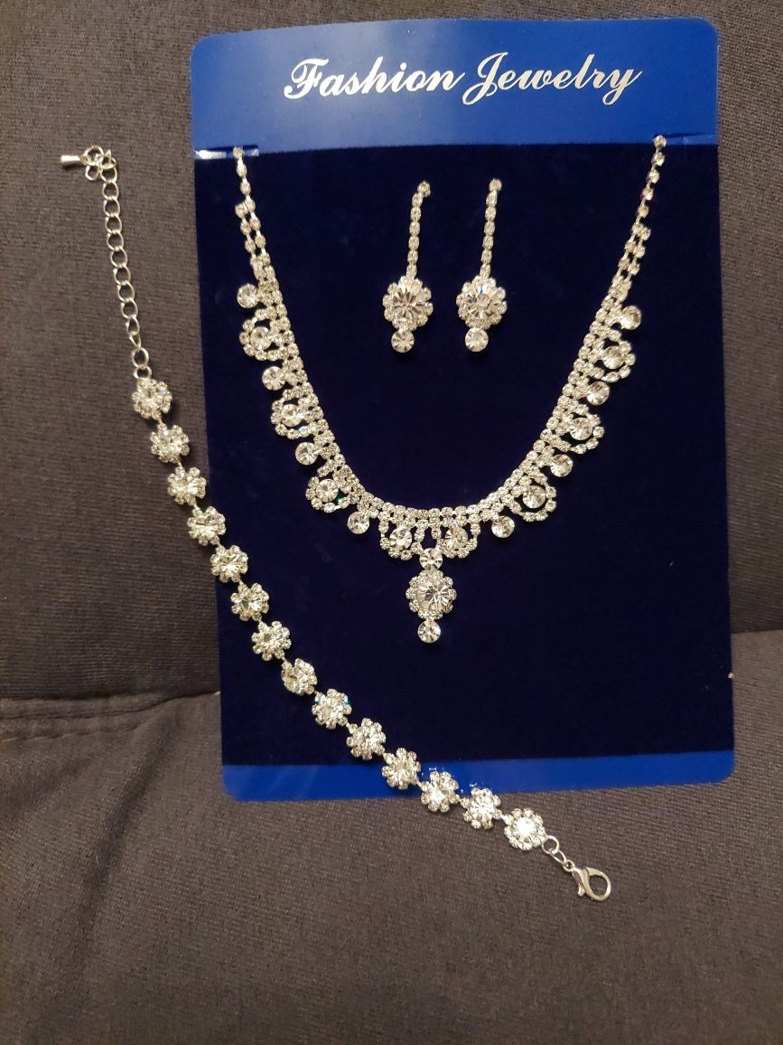 Piękny zestaw biżuteri glamour srebrne cyrkonie kryształki