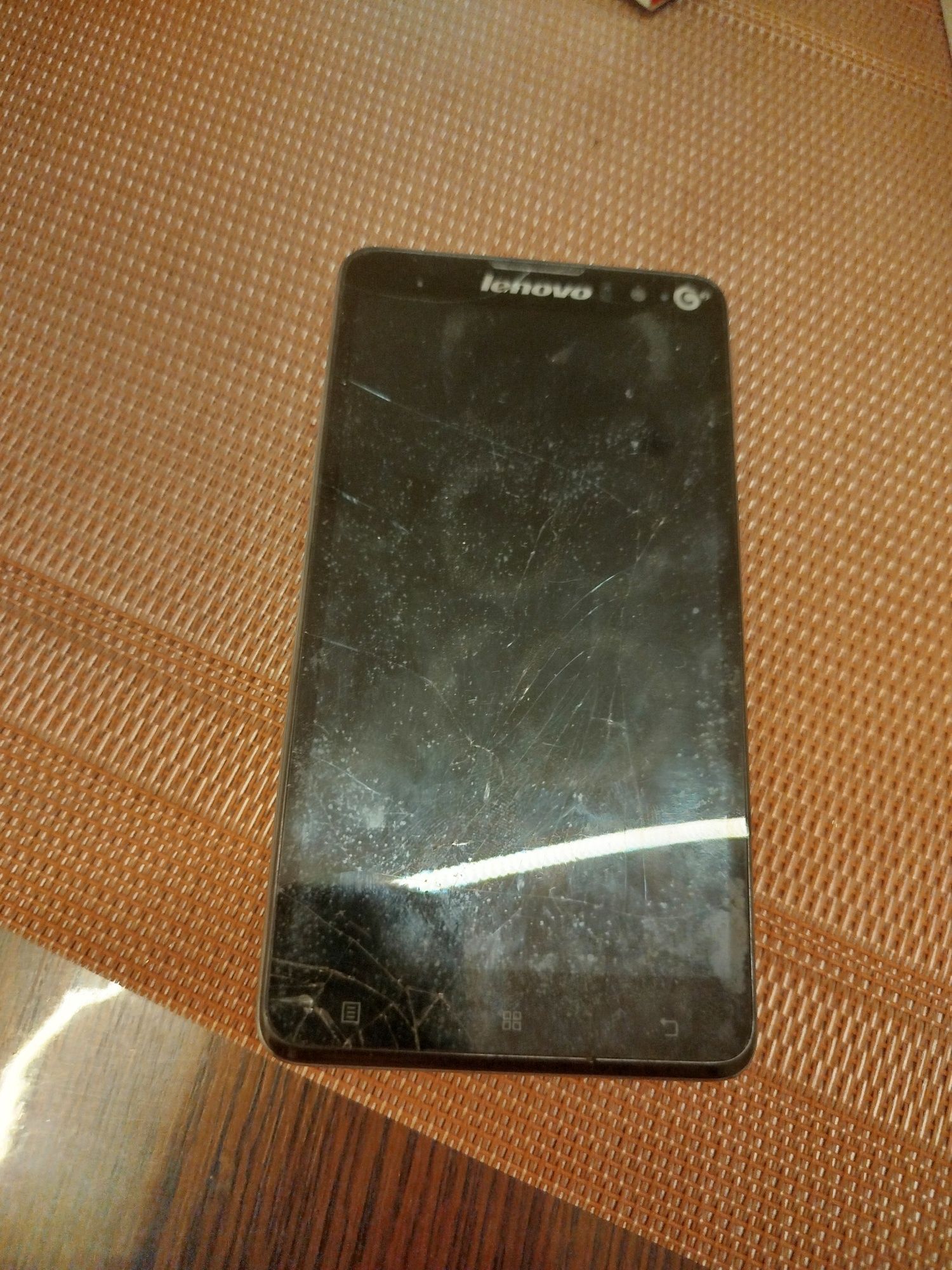 Сенсорный телефон Lenovo S898