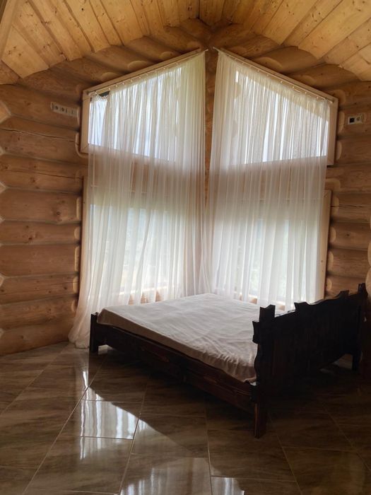 Здається затишний ЕКОбудиночок Микуличин