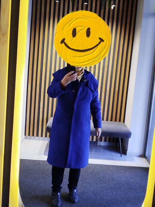 Пальто осіннє жіноче,темно синього кольору