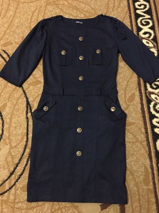 Платье трикотажное 44 размера.