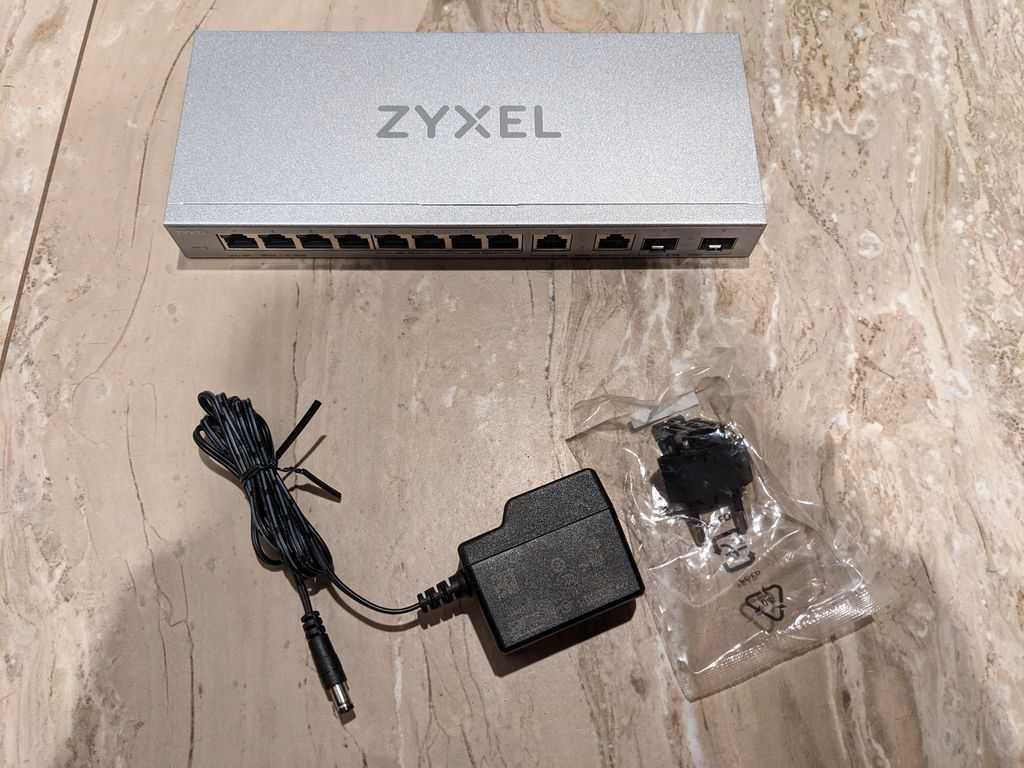 Мережевий комутатор switch 10Gb Zyxel XGS 1010-12 на 12 портів